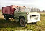 Picture: 1976 Ford F700 S/A Truck w/ 15 Wood Grain Box & Hoist